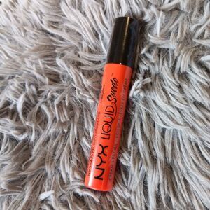 NYX Liquid Suede Cream Lipstick Orange County